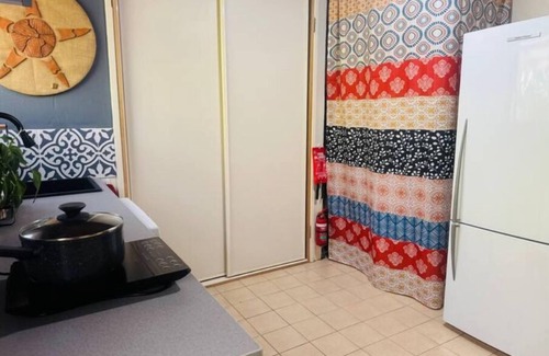 Glenrowan Apartment | Kingfisher Retreat: Twin-share or King bed option