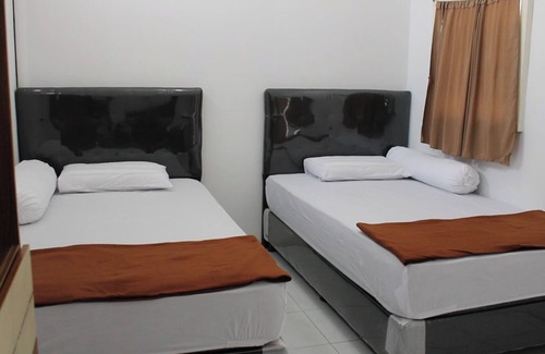 Kudus House | Kingkost Kenari Kudus