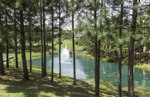 Lackey House | Kings Creek Resort- 2 BR w/Full Kitchen, Indoor & Outdoor Pools, Sleeps 6!