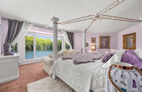 Bancroft House | Kings Wee Castle 6BR Serene Luxury Family Retreat