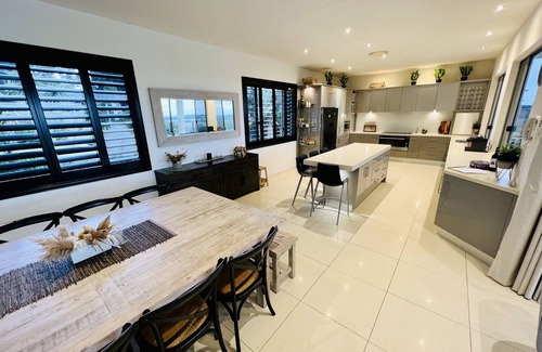 Terranora House | ☀️ Kingscliff Ocean Views, Luxury 5 bedroom Family home