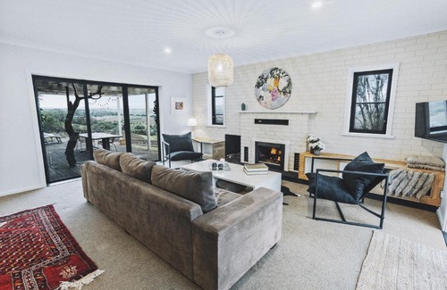 McLaren Vale House | Kingsgate Farm-Stay