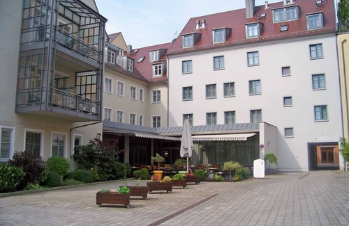 Lutherstadt Wittenberg House | Kingsizebett-doppelzimmer-komfort - Best Western Soibelmanns Wittenberg