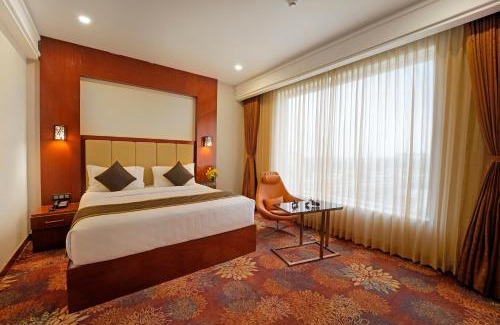 Rajajinagar Hotel | KINGSTON HOTEL