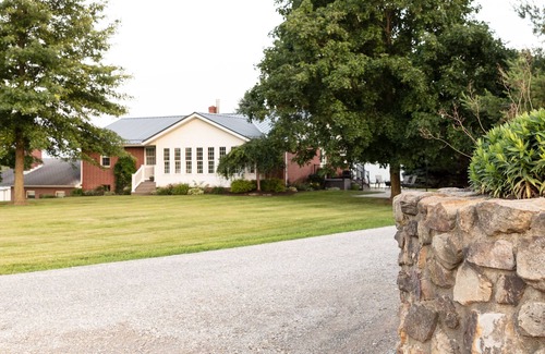Millersburg House | Kingsway Guesthouse. Come, relax, and enjoy your time in Amish country!