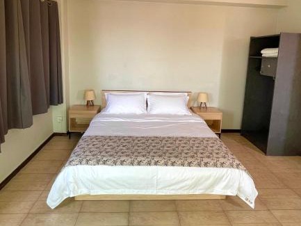 Port Louis Hotel | Kirin Guesthouse and Restaurant