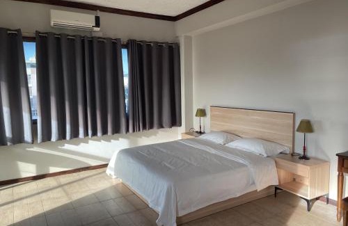 Port Louis Hotel | Kirin Guesthouse and Restaurant