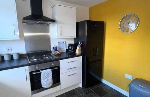 Skegby House | Kirkby House, 3 bedroom house, ideal for families, Contractors, Corporate.
