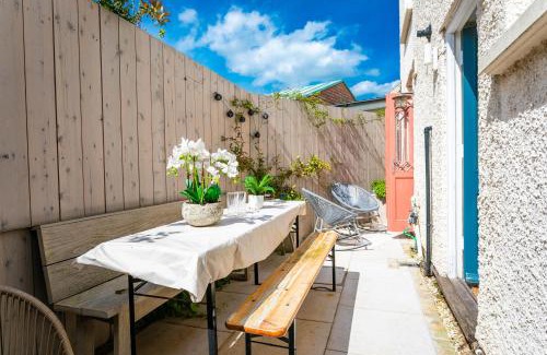 Sheringham House | Kirrin Cottage- Sheringham -Crabpot Cottages