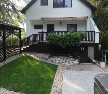 Domsod Apartment | Kisduna ház