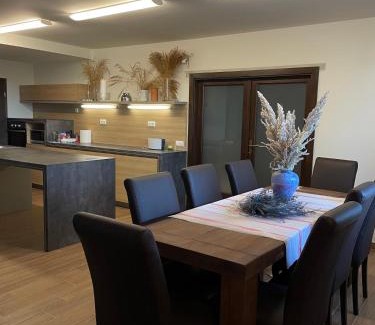 Dobronhegy House | Kisfaludy Kásté