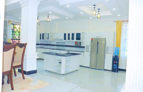 Kisii House | Kisii Hillside Mansion Nyanchwa