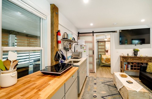 Southern Shores Apartment | Kitty Hawk Vacation Rental w/Pool & Hot Tub