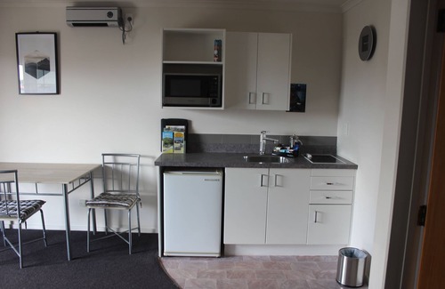 Hawera Hotel | Kiwi Court Motel
