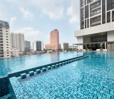 Chow Kit Apartment | Klcc Suites 2 By Chamber