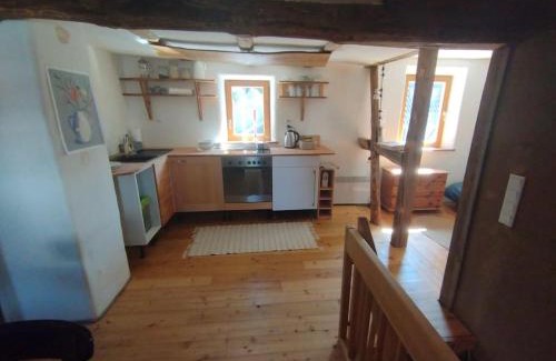 Obererbach Apartment | Kleine urige Unterkunft im Lehmbau
