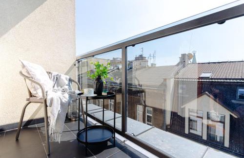 Stare Miasto Apartment | Kleparz Skyline Apartment - LoftAffair
