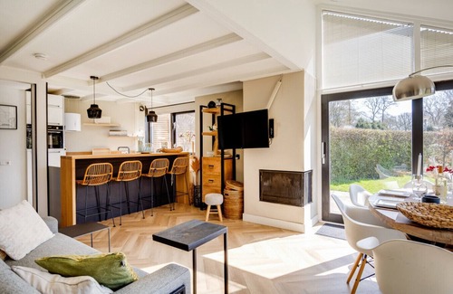 Zwiggelte House | Kluud | Beautiful home with Sauna and Fireplace
