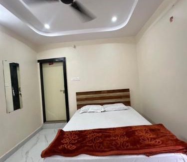 Bhadrachalam Hotel | KML Grand Stay