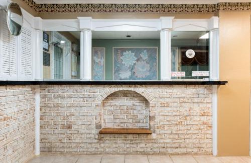 Palmyra Hotel | Knights Inn Palmyra