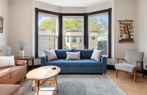 Parkside Apartment | Knock on Wood - Airy Charm in Heart of Downtown