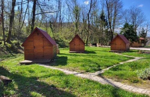 Kanal House | Koča sredi gozda