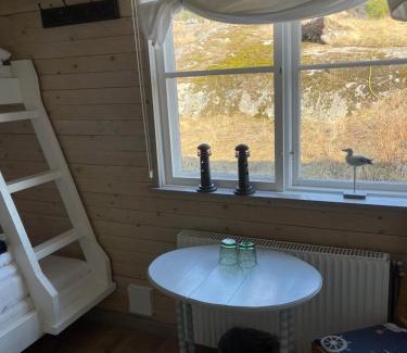 Ostankarr Bed & Breakfast | Kolmårdsgården B&B