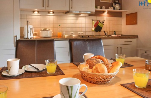 Neuensien Apartment | Komfortable Ferienwohnung mit Balkon - Ideal für den Familienurlaub auf Rügen!