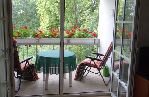 Bad Steben Apartment | Komfortables Feriendomizil (60qm) mit kostenfreiem WLAN - behindertengeeignet