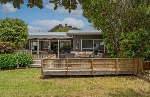 Whiritoa House | Kon Tiki Retreat - Whiritoa Beach Holiday Home