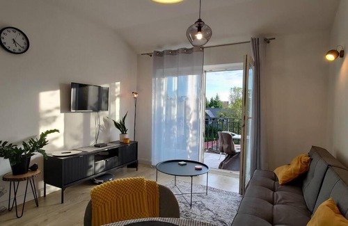 Konstancin-Jeziorna Apartment | Konstancin Comfort - Twój Dom z Daleka od Domu