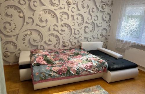 Pohja-Parnumaa Parish Apartment | Korter ümbritsetud metsaga