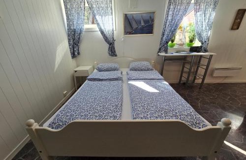 Tvedestrand Apartment | Koselig hybel til leie in Tvedestrand
