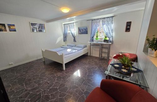 Tvedestrand Apartment | Koselig hybel til leie in Tvedestrand