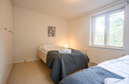 Turku Apartment | Kotimaailma Villa Hortus - Roomy Studio for 2