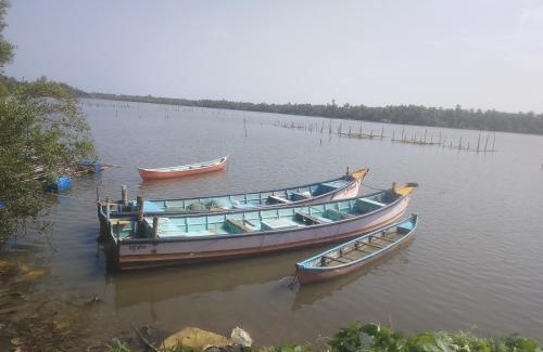 Saligrama Bed & Breakfast | Krishna master beach side home stay
