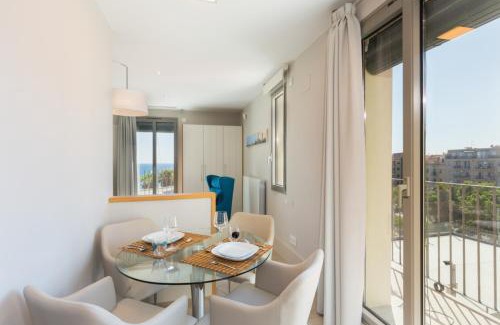 Barceloneta Apartment | Kronos on the Beach Attic Suite