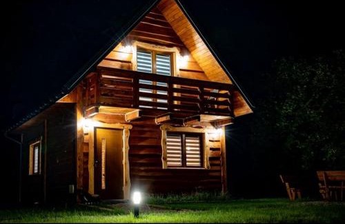 Baligrod House | Kryjówka Yetiego Domek w zaciszu Bieszczad z jacuzzi