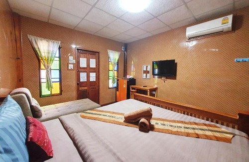 Thani House | KTT Resort and Motorbike & Bicycle for rents Sukhothai