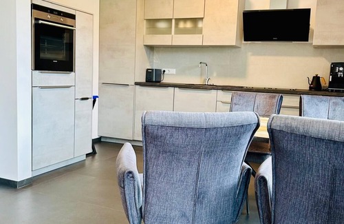 Bad Zwischenahn House | Kurblume - stylish ground floor apartment with idyllic garden in Bad Zwischenahn