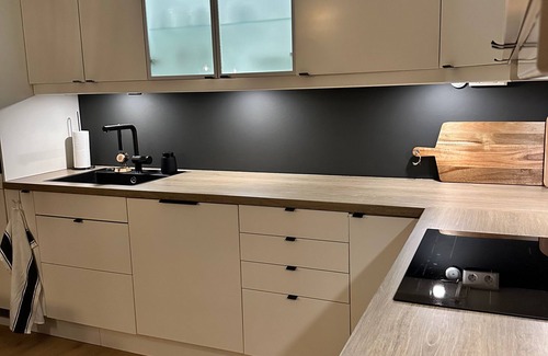 Tromso Apartment | Kvaloysletta - 2 Bed Apartment - Free Parking