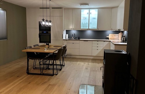 Tromso Apartment | Kvaloysletta - 2 Bed Apartment - Free Parking