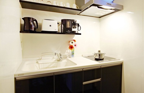 Shijo House | Kyoto Senraku where you can experience Kyoto Charm - 2 Stops from Kyoto Station!