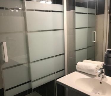 Longvic Hotel | Kyriad Dijon Sud - Longvic