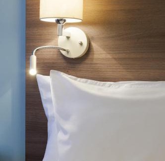 Mons-en-Baroeul Hotel | Kyriad Lille - Mons en Baroeul