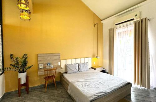 Long Xuyen Bed & Breakfast | Lá Homestay