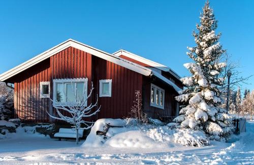 Tandsbyn Bed & Breakfast | Långänge Logi