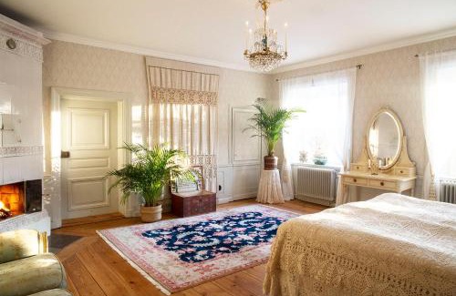 Molnbo Bed & Breakfast | Långbro Gård i Mölnbo
