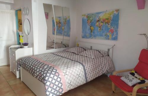 Amboise House | L'Amboiselyne