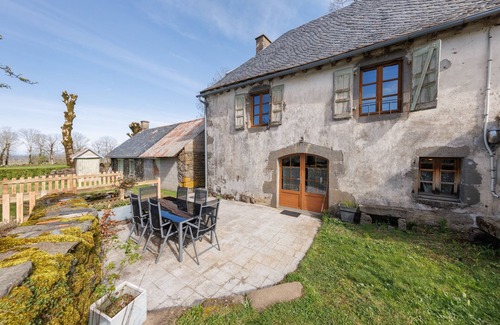 Anglards-de-Salers House | L'Anglardoise - Maison pour 7 voyageurs